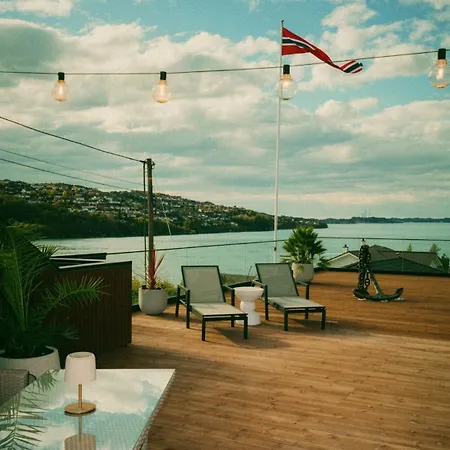 Villa Panoramic With Pool, Spa, And Sea View In Bergen
