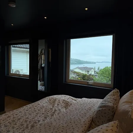 Villa Panoramic With Pool, Spa, And Sea View In