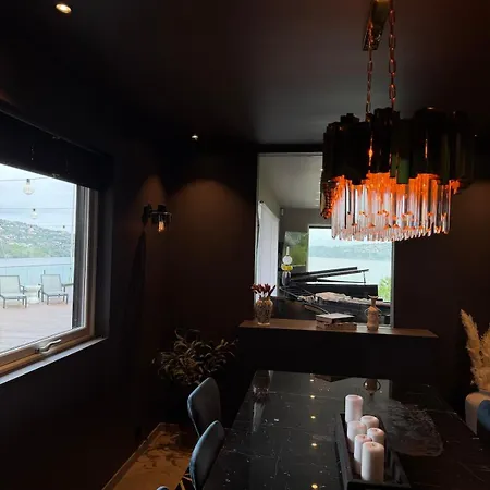 Panoramic With Pool, Spa, And Sea View In 빌라 *