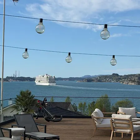 Panoramic With Pool, Spa, And Sea View In *